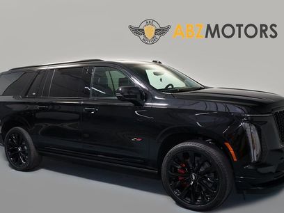 Used 2026 Cadillac Escalade ESV V