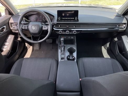 Used 2022 Honda Civic LX image 9