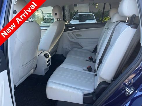 Used 2022 Volkswagen Tiguan SE image 15