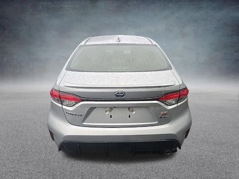 Used 2025 Toyota Corolla SE FWD image 8