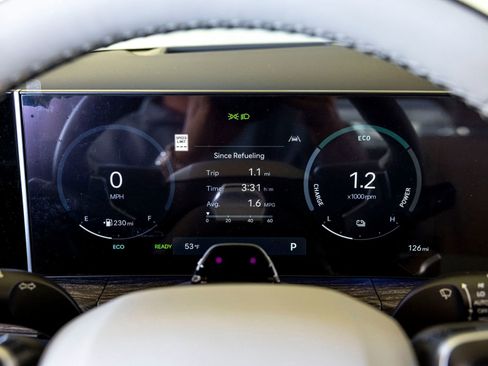 New 2025 Hyundai Santa Fe Calligraphy AWD/4WD image 10