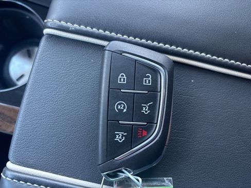 Certified 2023 Cadillac Escalade Premium Luxury Platinum image 26