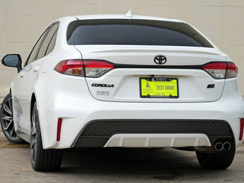 Used 2021 Toyota Corolla SE w/ SE Premium Package FWD image 5