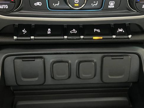 Used 2018 GMC Sierra 1500 SLT AWD/4WD image 49