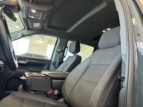 Certified 2025 Chevrolet Silverado 1500 LT AWD/4WD image 9