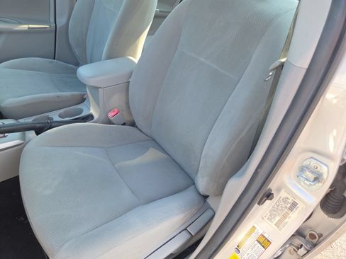 Used 2012 Toyota Corolla LE FWD image 16