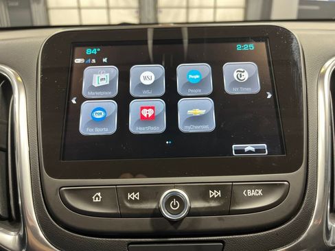 Used 2018 Chevrolet Equinox LT w/ Sun & Infotainment Package AWD/4WD image 25