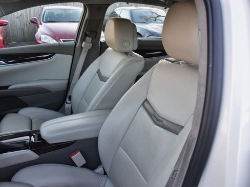 Used 2013 Cadillac XTS Platinum image 25