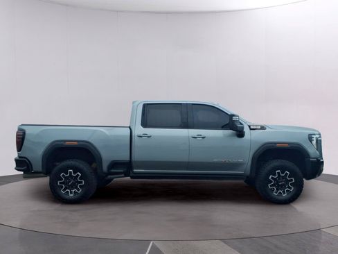 Certified 2025 GMC Sierra 2500 AT4X AWD/4WD image 6