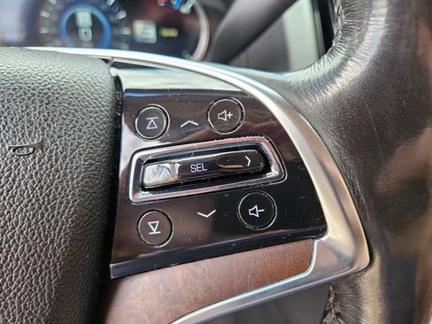 Used 2018 Cadillac Escalade Premium Luxury w/ LPO, Radiant Package AWD/4WD image 25