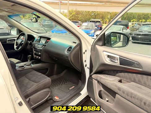 Used 2016 Nissan Pathfinder SV FWD image 33