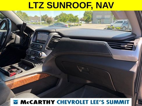 Used 2016 Chevrolet Tahoe LTZ AWD/4WD image 30