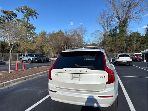 Certified 2023 Volvo XC90 B6 Core w/ Protection Package Premier image 17