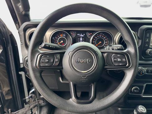 Used 2018 Jeep Wrangler Unlimited Sport AWD/4WD image 25