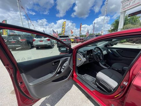 Used 2016 Hyundai Elantra SE w/ Option Group 02 image 22