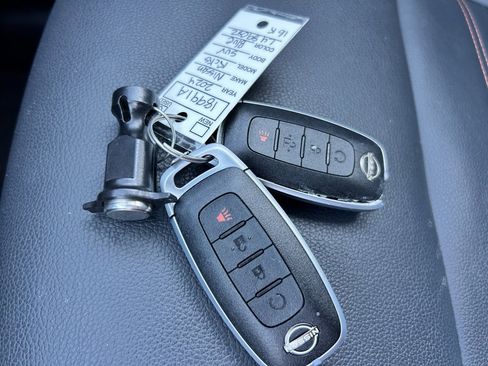 Certified 2024 Nissan Kicks SR w/ SR Premium Package image 17