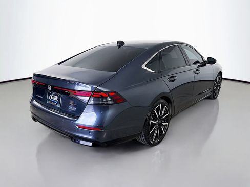 Used 2025 Honda Accord Touring image 7
