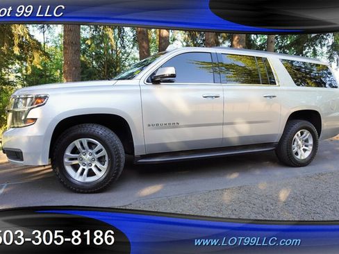 Used 2018 Chevrolet Suburban LT AWD/4WD image 5
