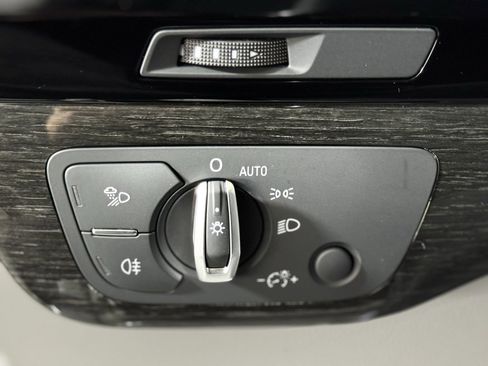 Used 2019 Audi Q7 3.0T Premium Plus w/ Premium Plus Package image 21