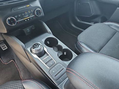 Certified 2023 Ford Escape ST-Line AWD/4WD image 24