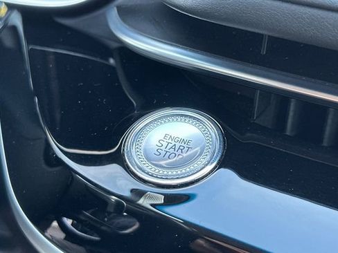 Used 2023 Genesis G80 2.5T image 25