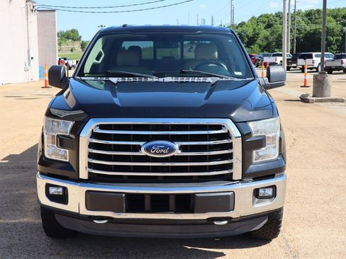 Used 2015 Ford F150 XLT w/ Equipment Group 302A Luxury AWD/4WD image 8