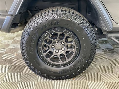 Used 2022 Jeep Wrangler Unlimited Sport w/ Xtreme Recon 35" Tire Package image 39