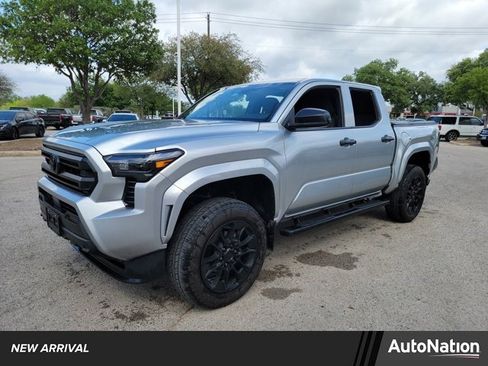 Used 2024 Toyota Tacoma SR image 1