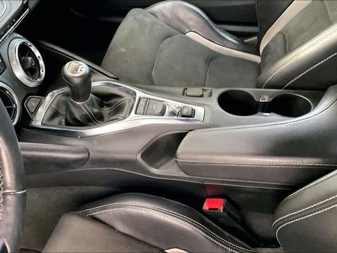 Used 2022 Chevrolet Camaro LT w/ RS Package image 13