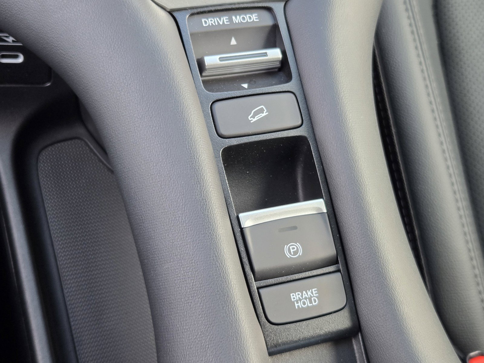 Used 2024 Honda HR-V EX-L image 21