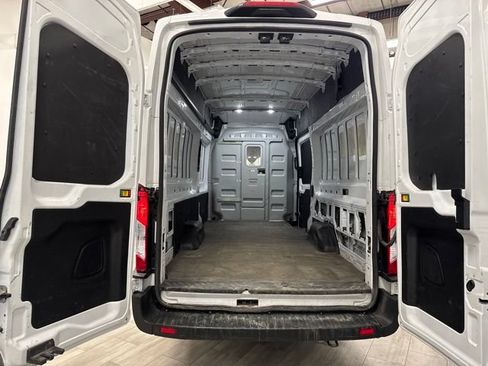 Used 2023 Ford Transit 250 148 High Roof Extended AWD w/ Load Area Protection Package image 6