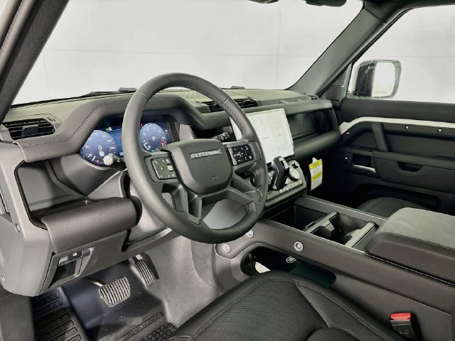 New 2026 Land Rover Defender 110 S AWD/4WD image 9