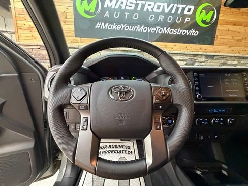 Used 2023 Toyota Tacoma TRD Sport AWD/4WD image 20