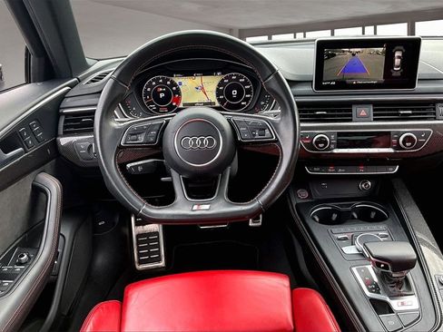 Used 2019 Audi S4 Premium Plus w/ Premium Plus Package image 5