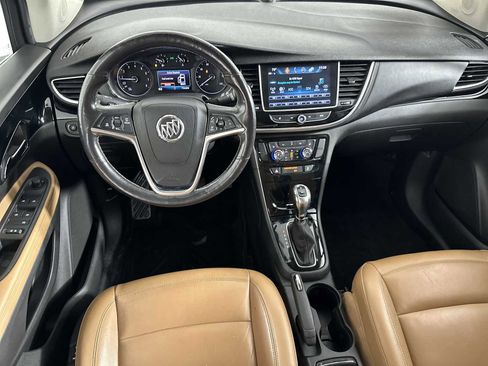 Used 2019 Buick Encore Essence w/ Experience Buick Package image 13