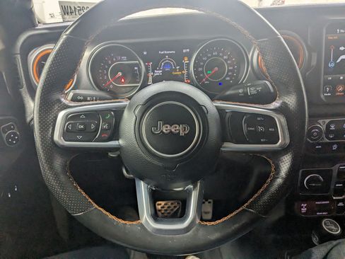 Used 2020 Jeep Gladiator Mojave AWD/4WD image 13