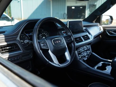 Used 2021 GMC Yukon SLT RWD image 6