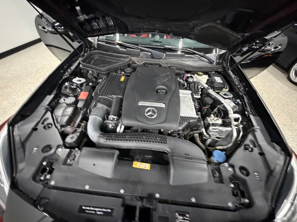 Used 2018 Mercedes-Benz SLC 300 image 36