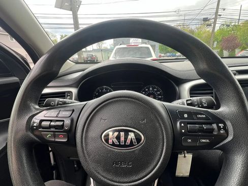 Used 2016 Kia Sorento LX FWD image 19