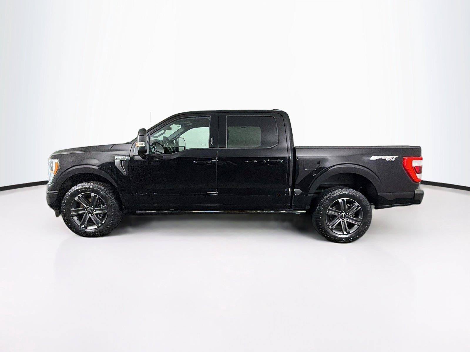 Used 2023 Ford F150 Lariat w/ Equipment Group 502A High AWD/4WD image 8