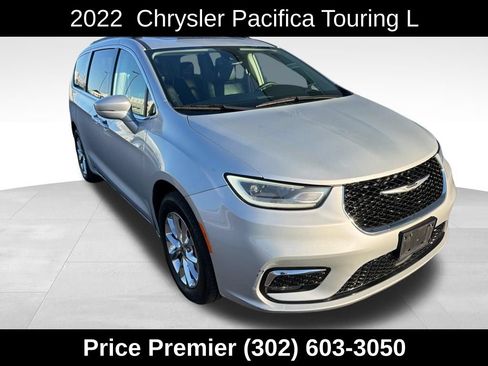 Used 2022 Chrysler Pacifica Touring-L AWD/4WD image 1