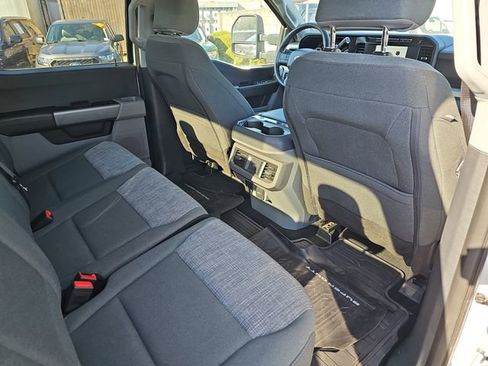 Used 2023 Ford F250 XLT w/ FX4 Off-Road Package image 11