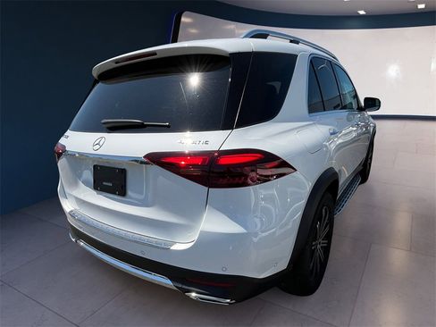 New 2025 Mercedes-Benz GLE 450 4MATIC image 3