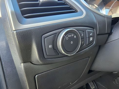 Used 2021 Ford Edge SEL w/ Convenience Package image 30