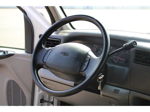 Used 2001 Ford F350 2WD SuperCab DRW Super Duty image 13