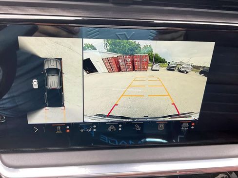 Used 2025 GMC Sierra 3500 Denali Ultimate AWD/4WD image 27
