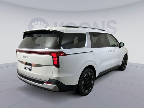 New 2026 Kia Carnival EX FWD image 5