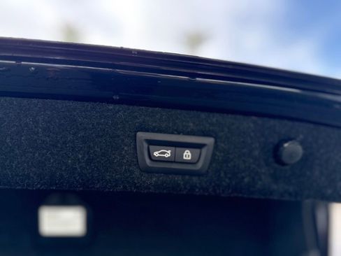 Used 2023 BMW 540i w/ M Sport Package image 22