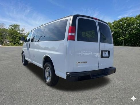 Used 2023 Chevrolet Express 3500 LS RWD image 5