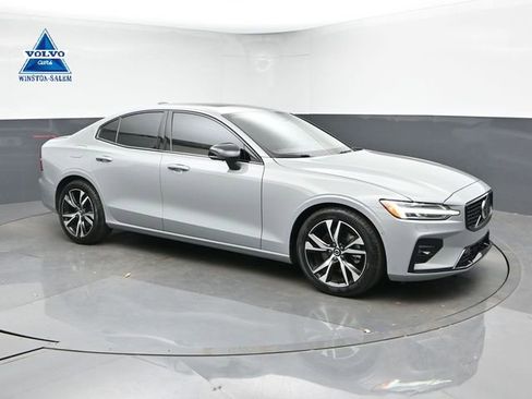 Used 2025 Volvo S60 B5 Plus FWD image 1